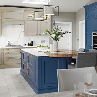 Kitchens - Kitchen Doors - Kitchen Cabinets - Worktops - Appliances - Island - Kitchen Ideas