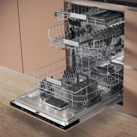 HOTPOINT - Dishwasher Integrated 15 Place Settings HD8I HP42 L 