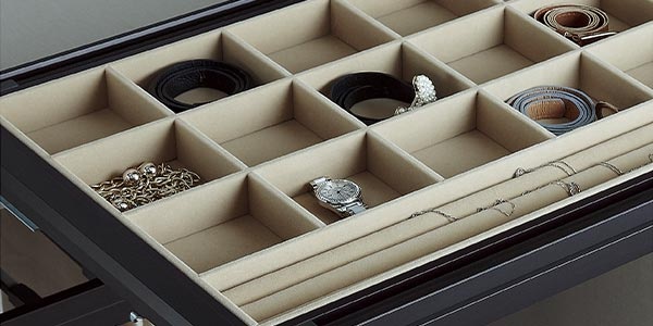 Bedroom unit accessories.