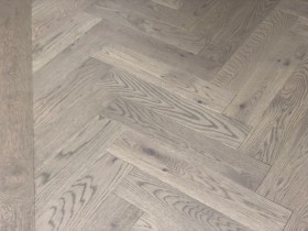 Noyeks - Teka - Herringbone Flooring