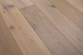 HKS INBETWEEN - Engineered Plank Oak Smoked White