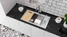 WSC810 - Stainless Steel Kitchen Sink With Accessories