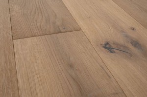 HKS INBETWEEN - Engineered Plank Oak Smoked White