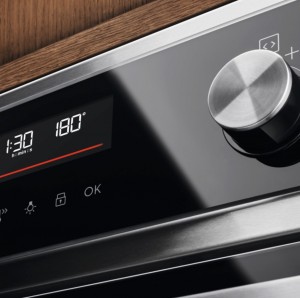 ELECTROLUX - 500 Series Surroundcook Airfry Oven
