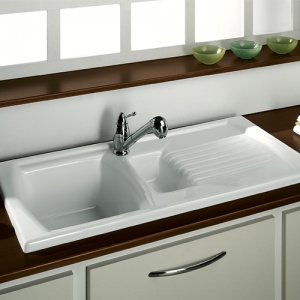 Ceramic kitchen sink