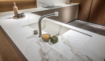 INALCO CERAMIC SURFACES - Larsen Super Blanco Gris