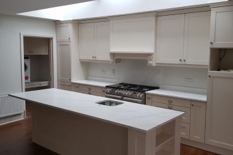 QUARTZ WORKTOPS - Calacatta Gold - Noyeks Newmans - Ireland