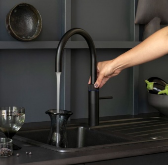 QUOOKER SPECIAL OFFER 3 - PRO3 Flex Black 3-in-1 FXRBLK Tap & PRO3 Tank & Free Cold Water Filter CWF