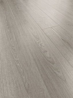 KRONOSWISS - Swiss Giant Pilatus Oak Mid GreyKRONOSWISS - Swiss Giant Pilatus Oak Mid Grey