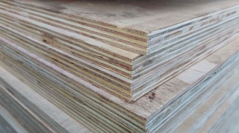 PLYWOOD - SAMPLY 10x4 3050x1220x18mm BRAZILIAN BB/CC CE2+